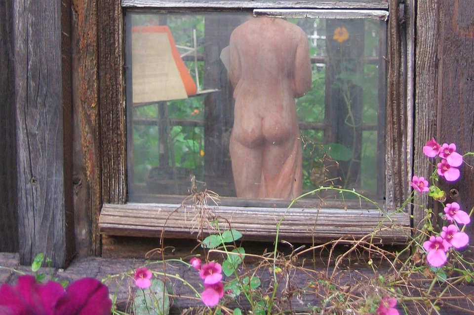 033